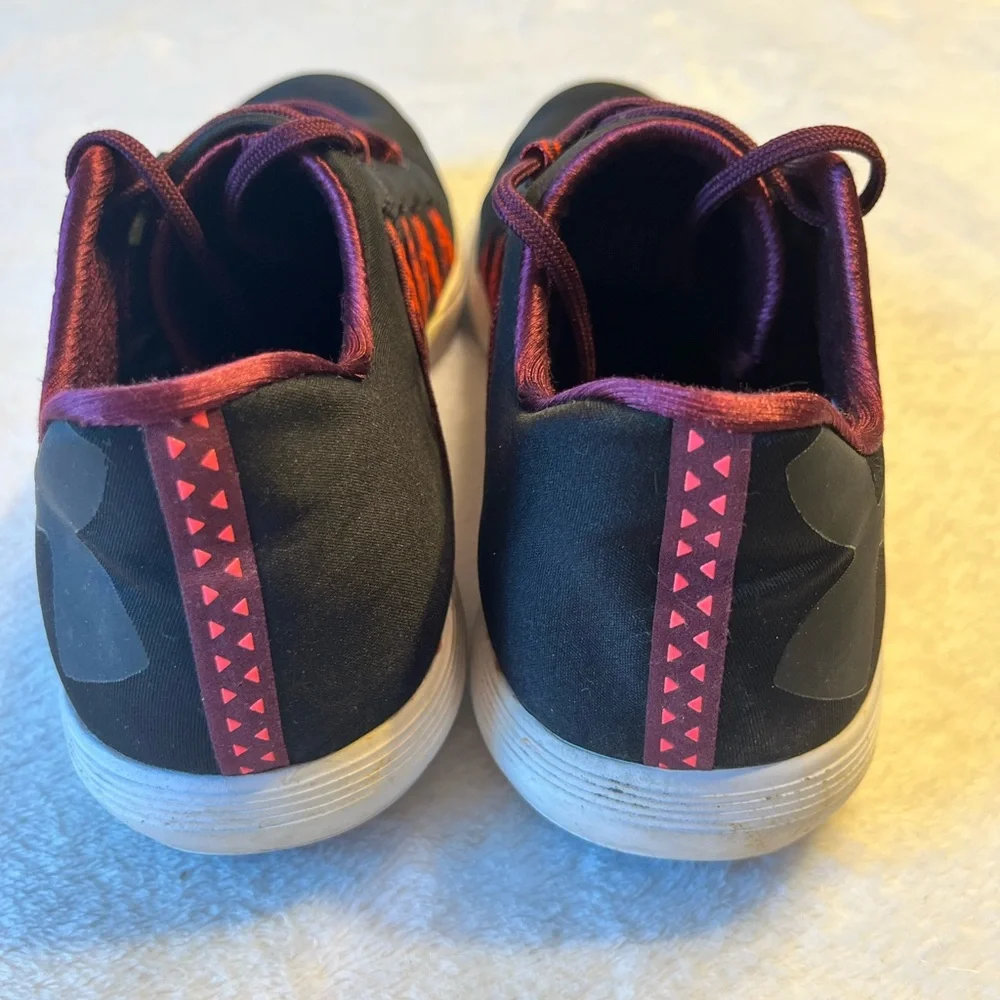 Under Armour Black Sneakers with Burgundy Laces
